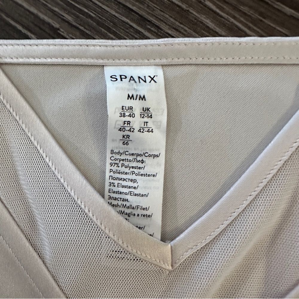Spanx V Neck Mesh Camisole - Picture 4 of 5